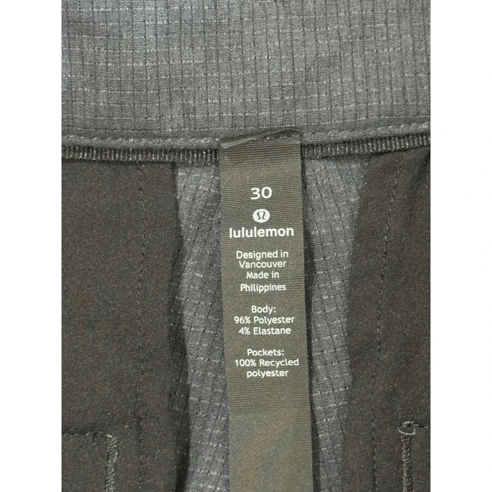 Lululemon Commission Shorts Mens 30 Charcoal Grey Grid Stretch Golf Casual 8in